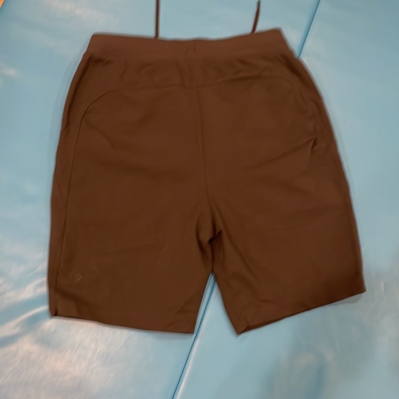 Men’s Lululemon Shorts - Picture 3 of 5